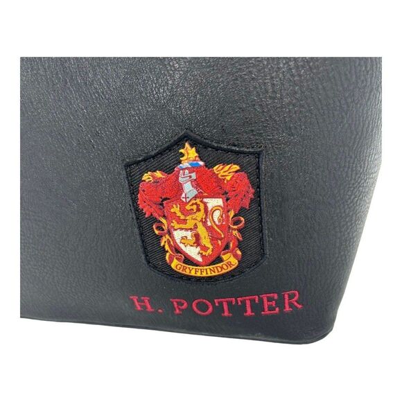 Harry Potter LOUNGEFLY Black Suit Tie Embroidered Crossbody Purse Rare Handle - Picture 11 of 12
